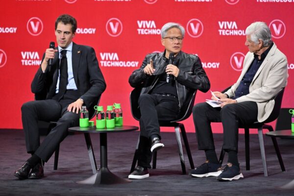 Mistral is reportedly in talks to raise $1B 