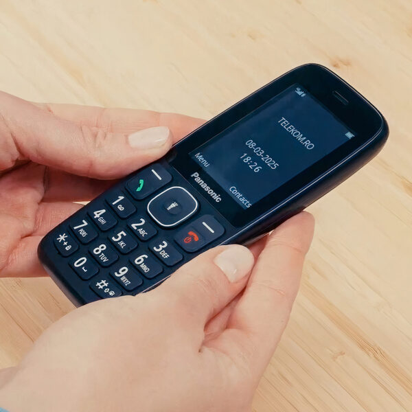 Panasonic KX-TF400 Has No Smart Features, It’s Just a Simple 4G Phone That Just Works