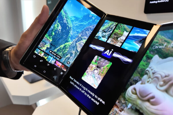 Samsung Galaxy Flex G Tri-Fold Prototype Previews Upcoming Galaxy G Fold Smartphone