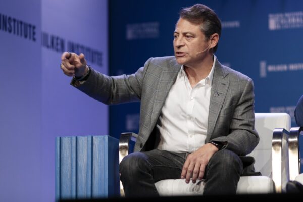Tony Robbins’ and Peter Diamandis’ longevity company Fountain Life raises $18M