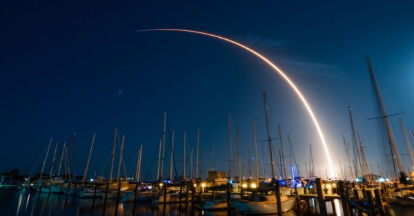 Falcon 9 Milestones Vindicate SpaceX’s ‘Dumb’ Approach to Reuse
