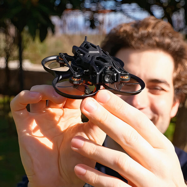 BETAFPV Pavo Femto is a Tiny Drone That Flies Big, Equipped with a DJI 04 Air Unit