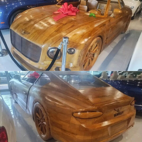 Wooden Bentley Continental GT Steals the Show at Florida Dealership