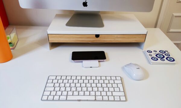 Compact Charging Power — Gadget Flow