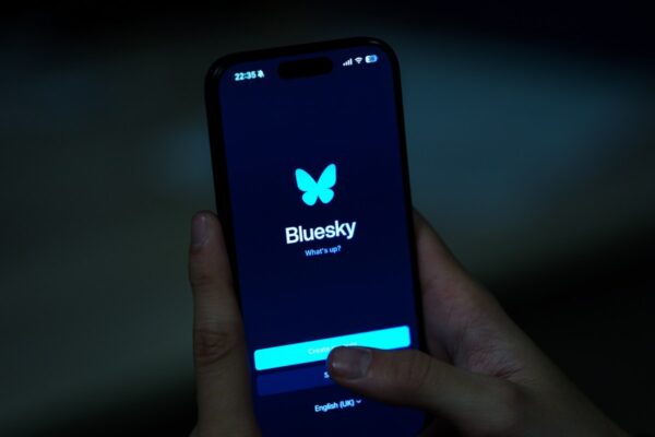 Bluesky adds private bookmarks | TechCrunch