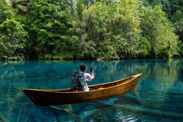 Why SpaceX made a $17B bet on the direct-to-cell market