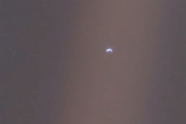 Carl Sagan’s Pale Blue Dot Speech Gets Revisited, Showcases Tiny Dot, But a Vast Perspective