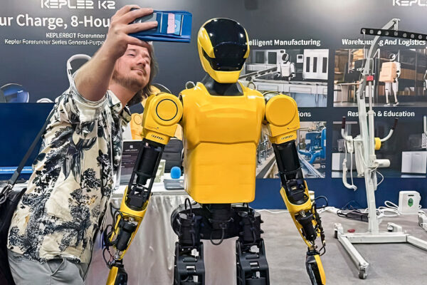 Kepler’s K2 Bumblebee is a Humanoid Robot Ready to Walk Into Factories Now, Thanks to Tesla’s Hybrid Architecture