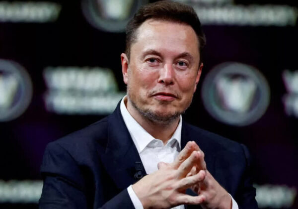 Elon Musk admits other automakers don't want Tesla's over-hyped FSD software