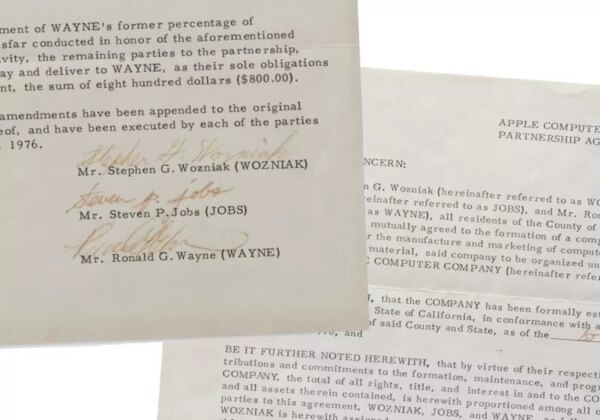 The original 1976 contract that founded Apple is heading to auction