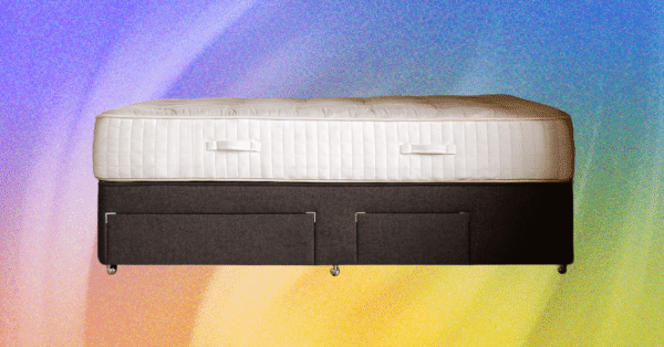 Wooldroom Luxury Wooly Mattress Review: Supple but Stinky