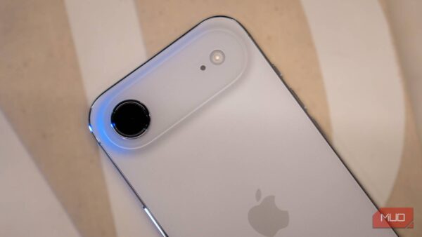 I finally understand Apple’s eSIM-only iPhones — and now I kind of want in