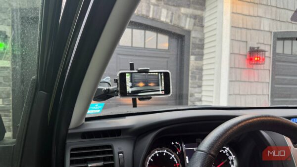 I turned my old iPod Touch into a dash cam with one free app