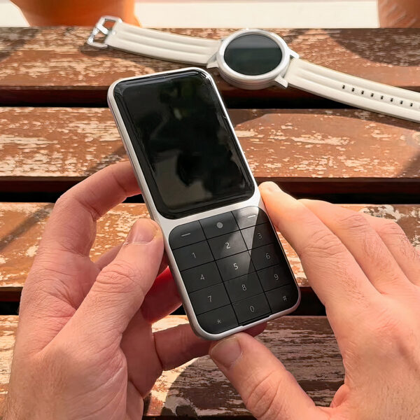 Sidephone SP-01 Pre-Orders Begin in the US, is Modular Smartphone That Lets You Quickly Swap Keys