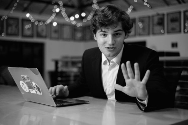 Stanford’s star reporter takes on Silicon Valley’s ‘money-soaked’ startup culture