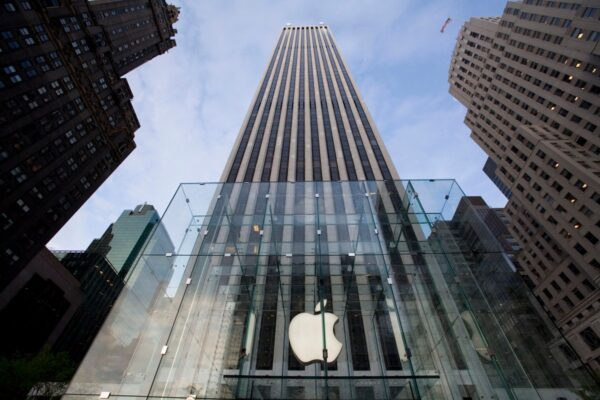 Apple becomes a debt collector with its new developer agreement