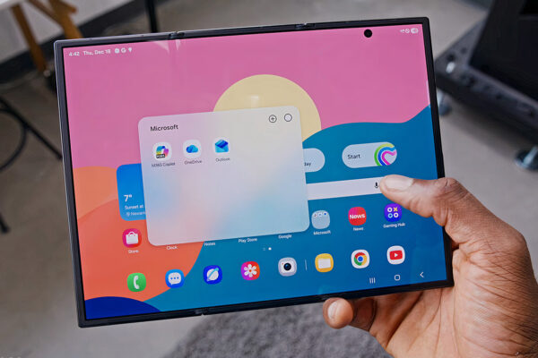 MKBHD Goes Hands-On with Samsung’s Galaxy Z TriFold, a Folding Phone That Finally Delivers on the Promise