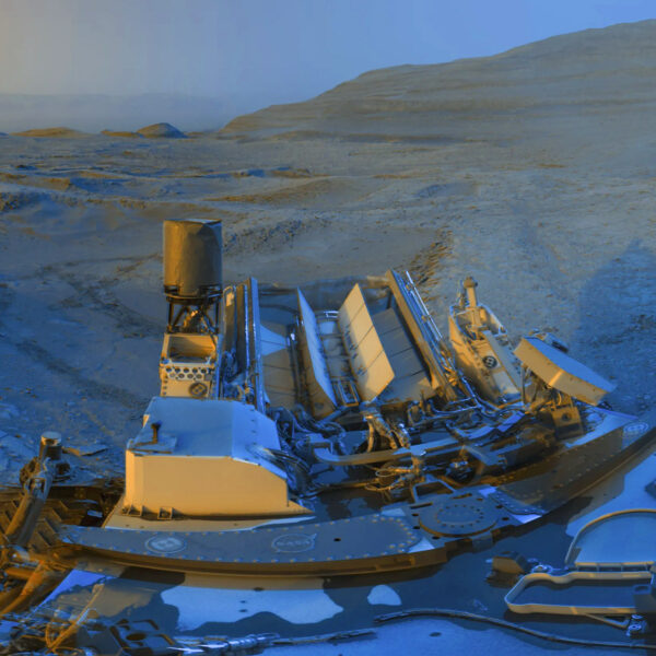 NASA’s Latest Greeting from the Red Planet Blends Images from Sunrise and Sunset