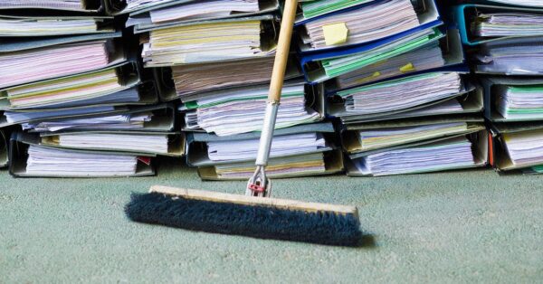 10 Tech Cleanup Tasks for New Year’s Day