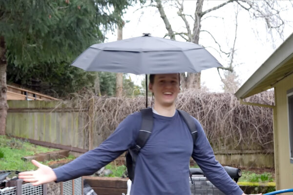 Inventor Builds Auto-Deploying Umbrella for the Rain
