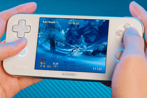 AYANEO Pocket S Mini Proves Size Doesn’t Stop It from Being Possibly the Best Retro Handheld