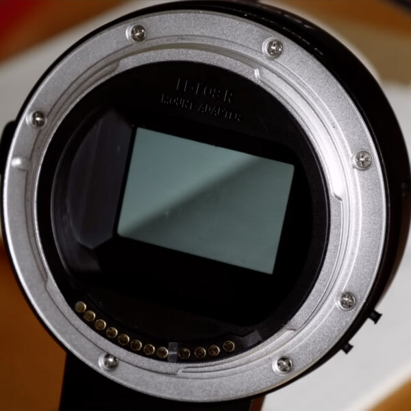 Photographer Crams Functional Computer Inside a DSLR Camera Lens Adapter