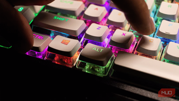 I copy text from any app that blocks text selection using this tool