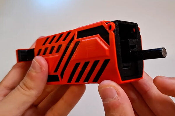 Self-Reloading Magnet Dispenser Never Runs Dry