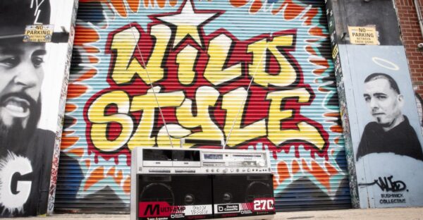 The Bumpboxx BB-777 is the ultimate in boombox nostalgia