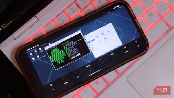 I installed a full Linux desktop on my Android phone and it’s buttery smooth