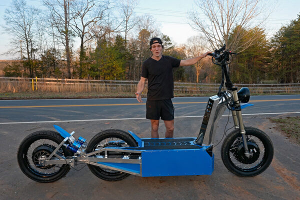 Maker Builds 90,000-Watt Electric Scooter and Hit 99.4 MPH