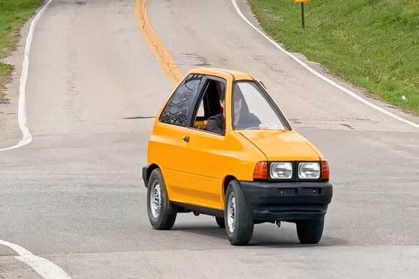 Slicing a Festiva in Half Delivers the Skinniest Ride That Still Hits the Street, Legally