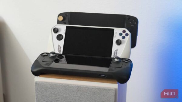 I own 3 PC gaming handhelds, and this is the one I barely use