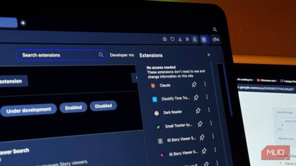 I had Claude, ChatGPT, and Gemini each build the same Chrome extension, and only one actually worked