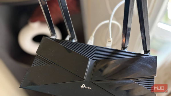 Your router’s band steering might be the reason your TV keeps buffering